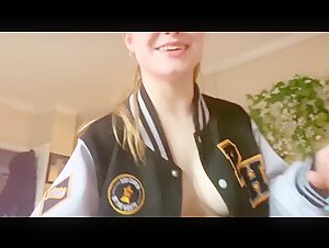 18 Y/o Stephanie Vixen is back to Show off her new PornHub Letterman